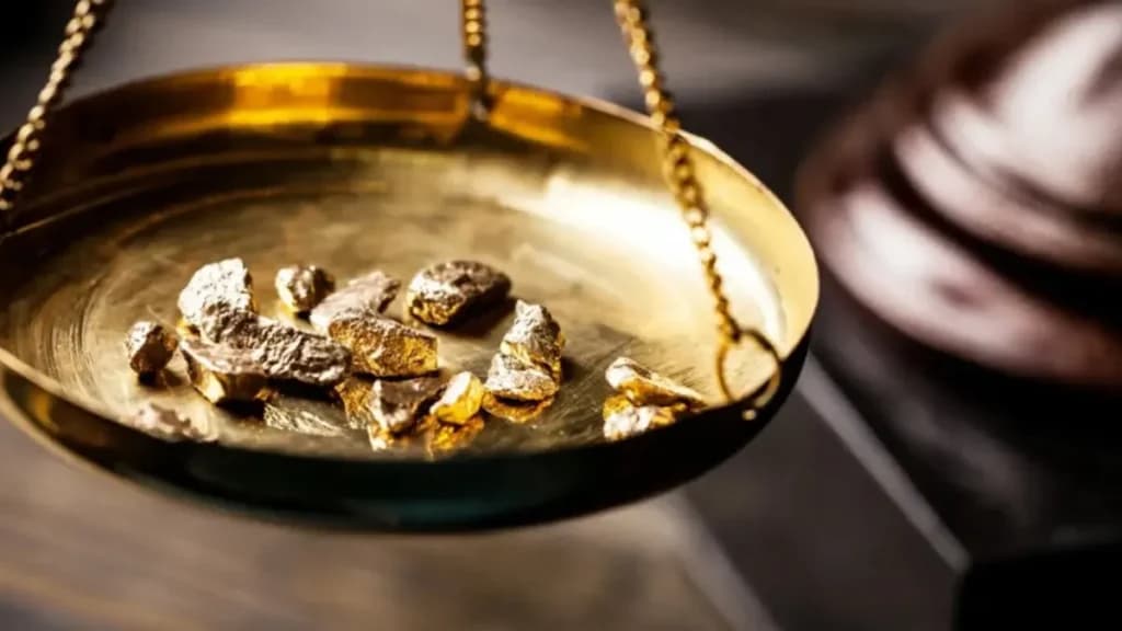 اجرت طلا چیست؟ آشنایی با فرمول محاسبه اجرت طلا