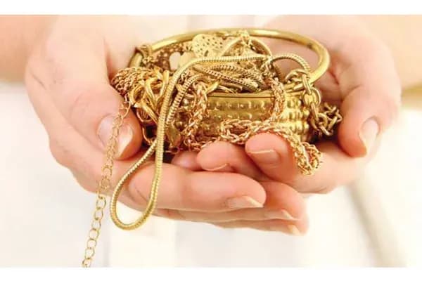 اشتباهات رایج در خرید طلا و راههای جلوگیری از آن